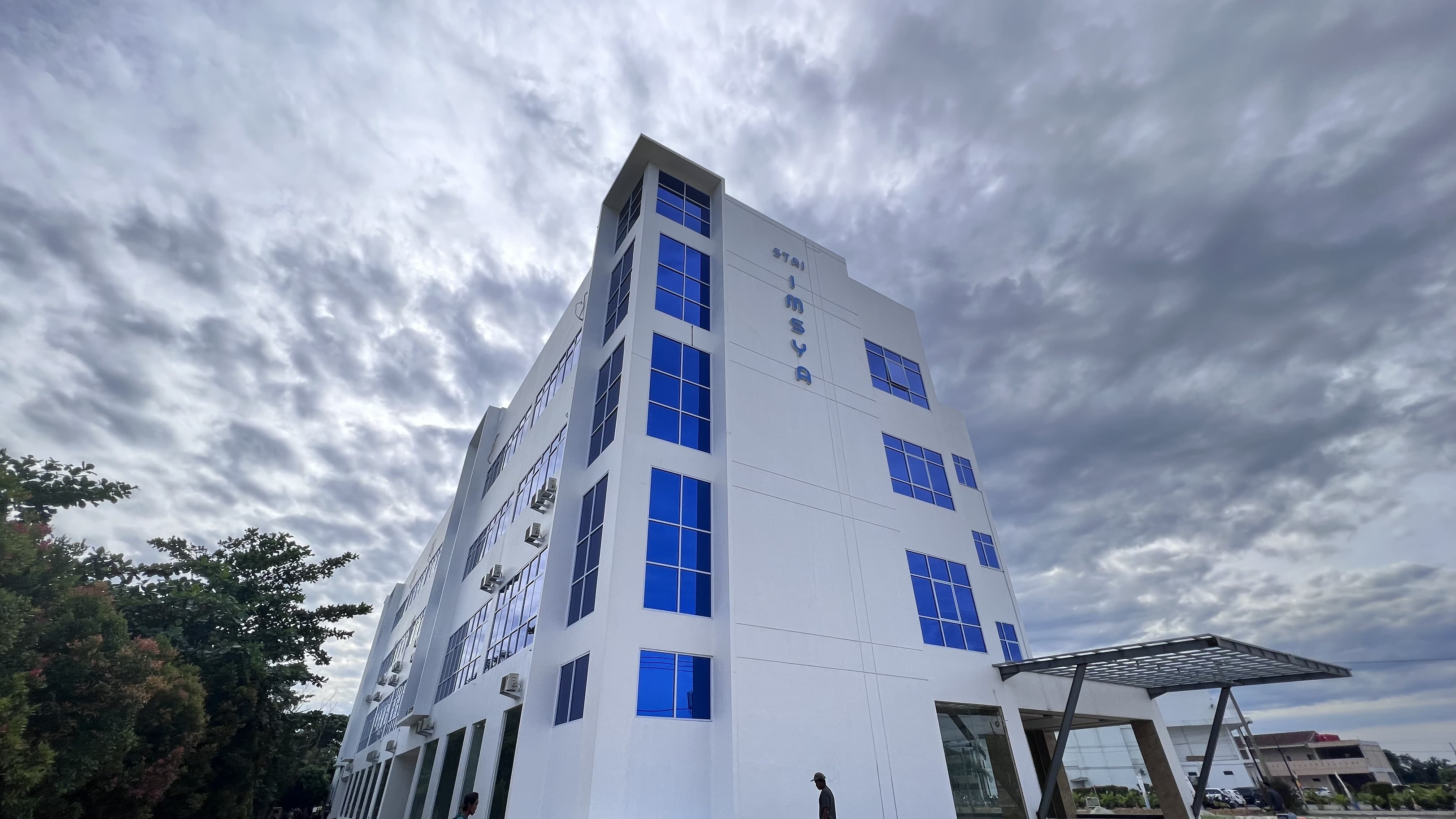 Gedung Baru Depan